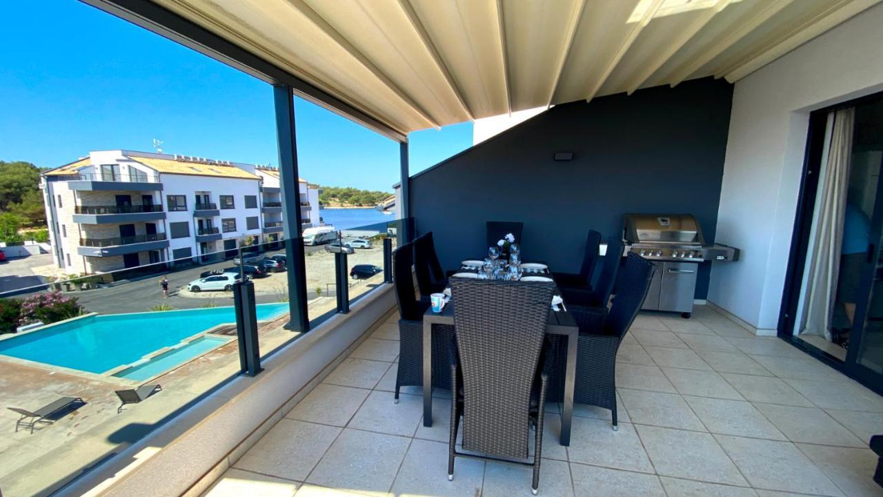 Penthouse No6 Apartment Медулин Екстериор снимка