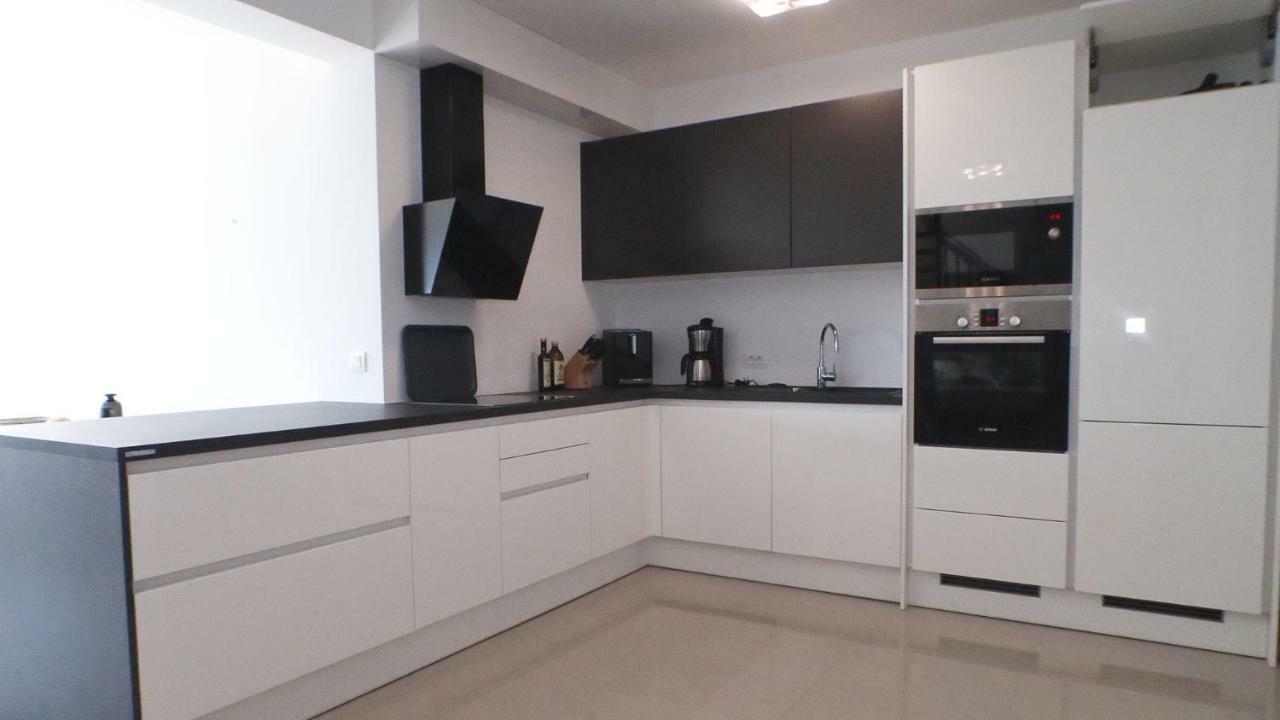 Penthouse No6 Apartment Медулин Екстериор снимка