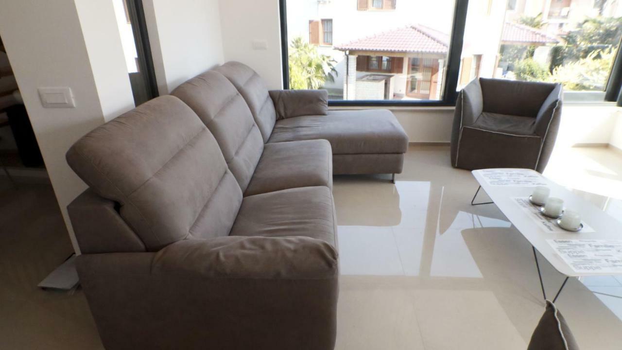 Penthouse No6 Apartment Медулин Екстериор снимка